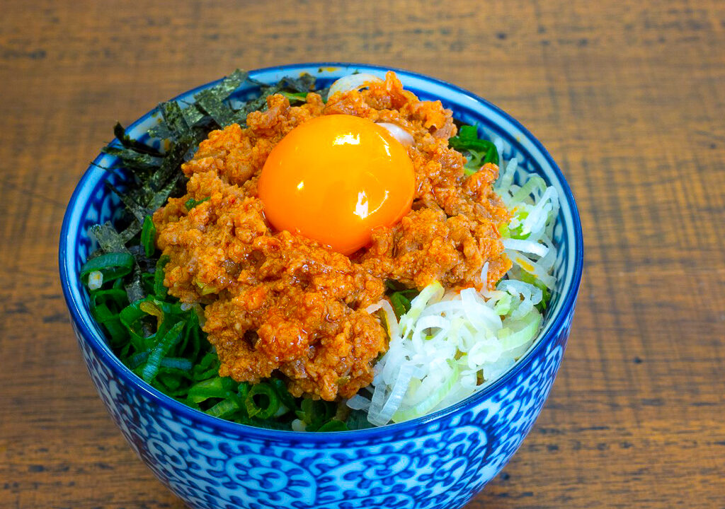 担々肉味噌で台湾混ぜ飯　スタミナ1番